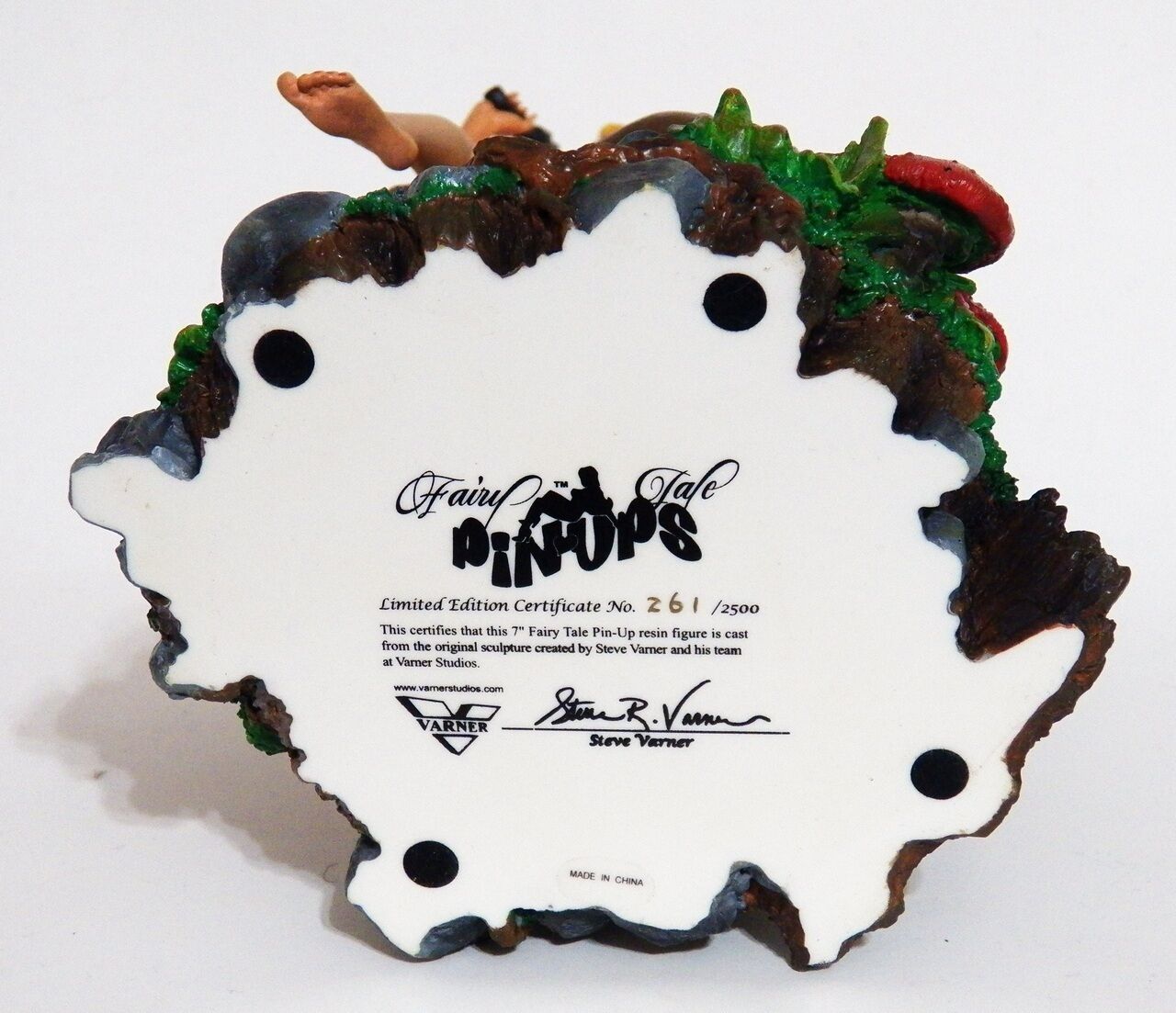 Limited Edition: Little Ms. Muffet Statue