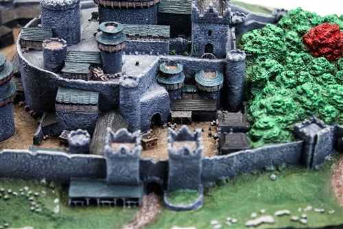 Game Of Thrones - Winterfell Desktop Sculpture