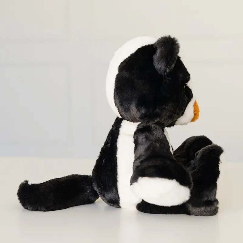 Skunk Plush - Pippin