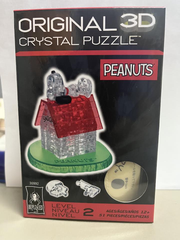 3D Crystal Puzzle: Peanuts - Snoopy on Doghouse