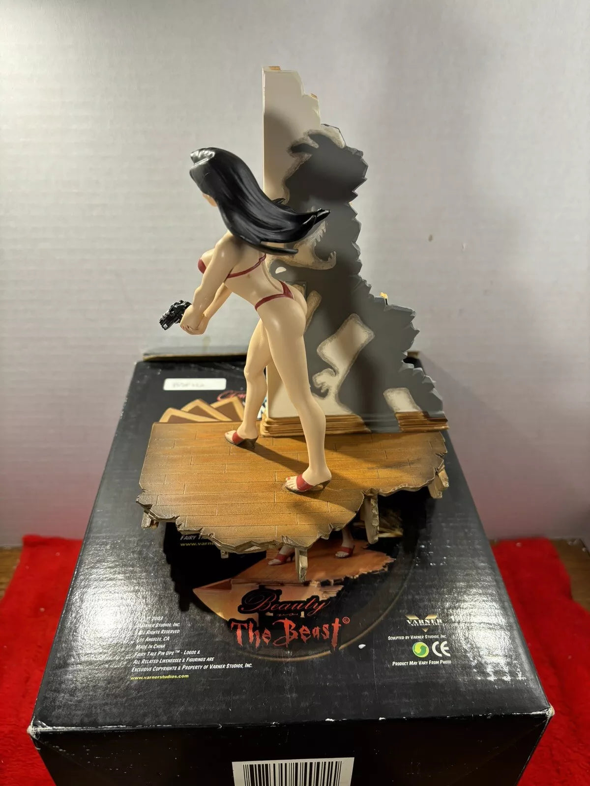 Limited Edition: Beauty vs. the Beast Statue