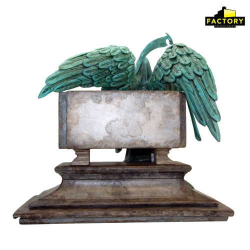 Harry Potter - Riddle Family Grave Limited Edition Desktop Sculpture