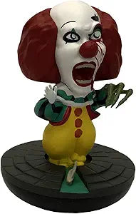 Famous Fiends - Pennywise Revo Figure - Retired