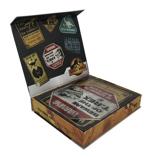 Jurassic World - Metal Warning Signs Scaled Prop Replica