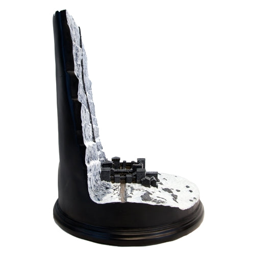 Game Of Thrones - Castle Black & The Wall Desktop Sculpture