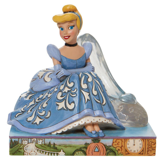 Disney Traditions: Cinderella & Glass Slipper