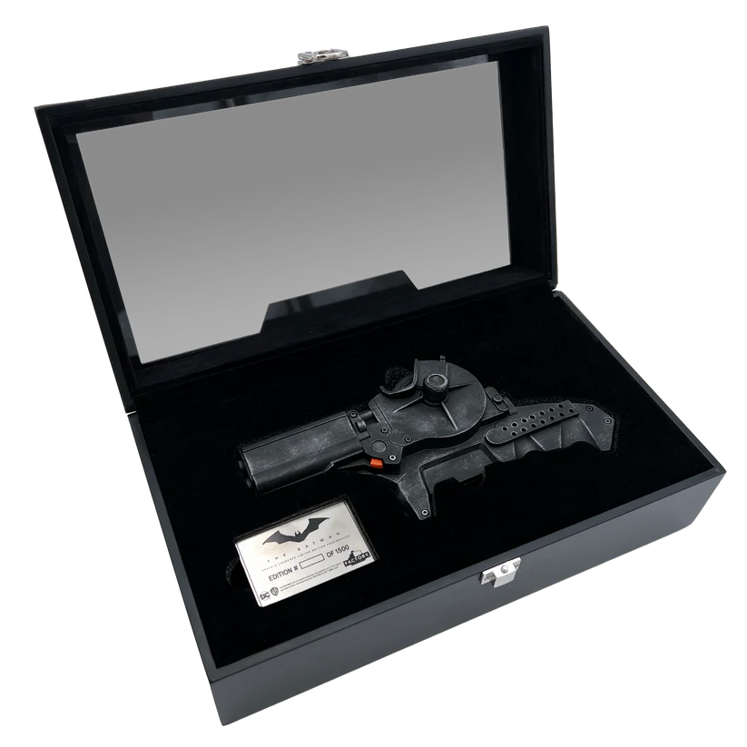 The Batman | Grapple Launcher Limited Edition Prop Replica